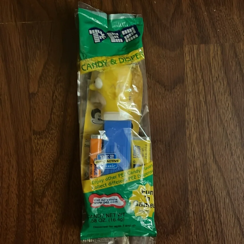 PEZ *pez* candy